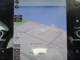 長距離ドライブも安心のナビ付です。