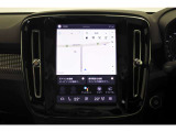 Google搭載のボルボなら、車内にいながら多彩なデジタルライフをお楽しみいただけます。Google Playから必要なアプリをダウンロードして、有意義な移動時間を楽しみましょう。