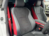Final Edition&rdquo;ウルトラスエードスポーツシート(運転席ポジションメモリー/運転席・助手席ヒーター&ベンチレーション機能付)