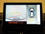 バックモニター&パノラミックビューで車庫入れや駐車もラクラク♪※あくまでも補助的な装置なので目視確認もお忘れなく!