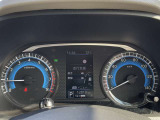 視認性の良いシンプルなメーターです。軽自動車でとても運転がしやすいですよ!!