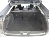 広々としたラゲージスペースを備えています。大きなものや長さのある荷物もしっかりと積み込めます。