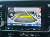 バックでの駐車が苦手な方や運転にあまり自信のない方でも後方の視界をしっかりサポート。安心して車庫入れが出来るバックカメラを装備しています!