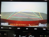 バックカメラが付いているので後方確認が非常にしやすいです。今や運転初心者も熟練者も必須装備!ついていて損はないですね♪
