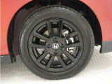 ◆アルミホイール装着車です!これで足元まわりもおしゃれにきまります!