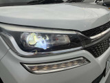 ヘッドライトはHID、フォグランプはハロゲンです。