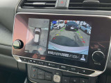 空から車を見たような「アラウンドビューモニター」!車の周りが一目で確認できるので、小さなお子様や障害物があっても安心して乗ることができます♪