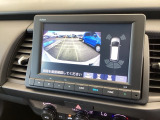 バックも安心のバックカメラ付いています。バックカメラがあると、いつでも安全にバックできますね。死角も減ります。