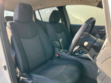 運転席も広々、ドライブも楽しめますね♪実際お座りいただくのが、分かりやすいと思います。お気軽にご来店ください!