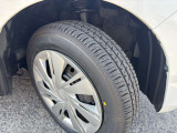 タイヤの溝も残っており、しばらく安心してお乗りいただけます。