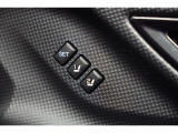 運転席のシートポジションメモリー機能は、登録済みの運転者と交代しても、シートポジションの変更の手間がかかりません。