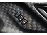 運転席のシートポジションメモリー機能は、登録済みの運転者と交代しても、シートポジションの変更の手間がかかりません。