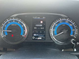 視認性の良いメーターパネルデザインとなっております。