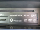 純正メモリーナビとバックカメラ付☆bluetoothオーディオでドライブも好きな音楽を聴いて楽しめます。TV視聴も可能です☆