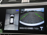 アラウンドビューモニターが付いていますのでバックも縦列駐車にも便利です。