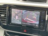 空から車を見たような「アラウンドビューモニター」!車の周りが一目で確認できるので、小さなお子様や障害物があっても安心して乗ることができます。