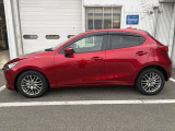 人気のMAZDA2洲本に入荷