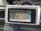 駐車時に便利なバックモニター付きです。これで慣れない場所の駐車も安心ですね。