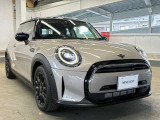 BMW・MINIの厳しい試験を突破したメカニックが多数在籍しております。ご購入後の納車前整備をしっかりいたします。楽しいMINIライフをお過ごしください。
