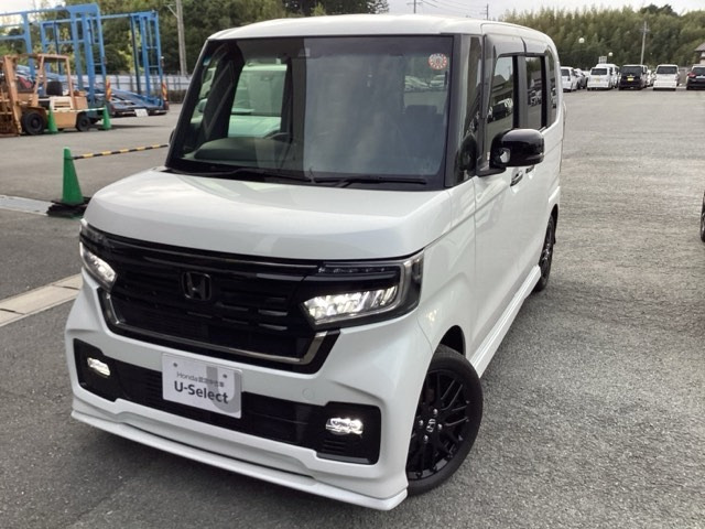 ホンダ N-BOXカスタム 