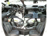 長時間の運転も疲れにくいシート設計となっております。黒で統一されていて、運転に集中できる車内空間になっています!