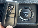 【 スマートキー・プッシュスタート 】鍵を挿さずにポケットに入れたまま鍵の開閉、エンジンの始動まで行えます!//
