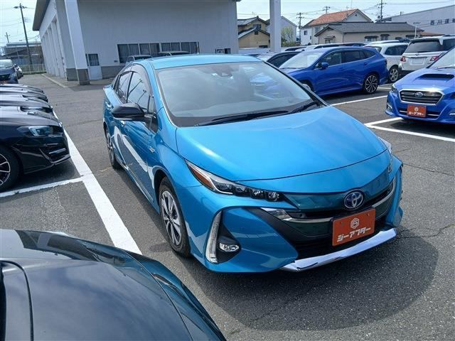 トヨタ プリウスPHV 