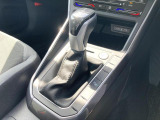 デュアルクラッチ7速DSGミッションはとても滑らかに、一瞬で変速します。エンジンのトルクもあるのでとても快適に走れます。