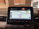 8インチディーラーオプションナビとなっております。インターナビも対応しているので日本全国おでかけすることができます!