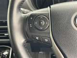【 ステアリングスイッチ 】手元のスイッチでナビ操作が可能です。非常に便利な機能です。取り付けのナビによってはオプション設定となっております。