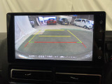 見えづらい車体後方部を映像で映し出してしっかりサポート!難しいバック駐車も安心です♪