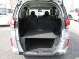 広い開口部のラゲッジスペースは、荷物の積み込みも楽々です!