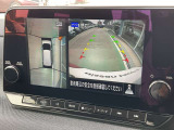 空から車を見たような「アラウンドビューモニター」!車の周りが一目で確認できるので、小さなお子様や障害物があっても安心して乗ることができます♪