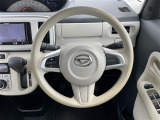 ステアリングです。店舗にて現車の確認もいただけますので、お電話で在庫のご確認の上是非ご来店くださいませ!!!