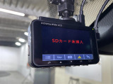 【ドライブレコーダー】映像・音声などの運転中の記録を残します。事故などを起こした起こされた時の証拠になりえますので、もしも時でも安心ですね。