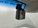 万が一の事故のときもドライブレコーダーがあると安心です。ご利用になる場合は個人情報保護の観点より新品の対応SDカードをお求め下さい。