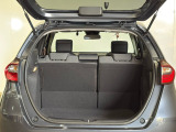 荷室はお荷物が十分に積み込める広さがあります。