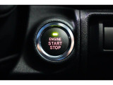 プッシュスタートを装備、エンジンの入り切りでキーの出し入れが不要になります。