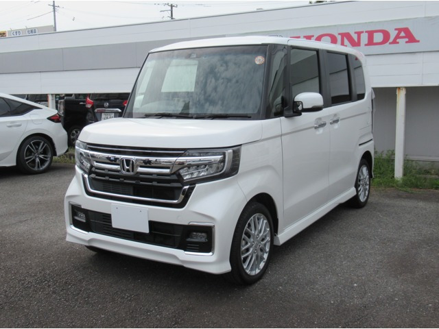 N-BOXカスタム L ターボ 4WD 