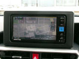 純正品の地デジTV対応のメモリーナビです。遠出や初めての場所でも安心ですね。