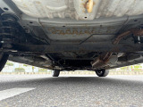 【下回り】目立つ錆や腐食もなくきれいな状態です!もちろん納車前には法定点検を実施致します!//