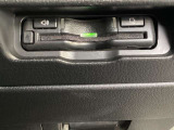 ETCももちろん搭載。いちいち料金所で停車する必要なんて当然ないです。スムーズにストレスなくドライブをお楽しみください。(※支払総額にセットアップ費用は含まれておりません。)