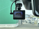 【ドライブレコーダー】映像・音声などの運転中の記録を残します。事故などを起こした起こされた時の証拠になりえますので、もしも時でも安心ですね。
