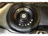 スペアタイヤが装備されております!