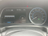 視認性の良いメーターパネルデザインとなっております。