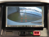 バックモニター付きです。