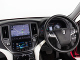 使いやすさや安全性を追求したステアリング周り!高級車ゆえにスイッチ類が多いのも特徴ですね!考え尽くされた配置ですぐに使いこなす事が出来ますのでご安心下さい!是非、体感してみて下さい!!