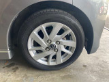 ◆アルミホイール◆純正のアルミホイールが標準装備で付いています!ホイルだけで見た目がとてもスタイリッシュです★