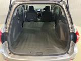 【ラゲッジルーム】後部座席を倒せば大きな荷物も積むことが出来ます!