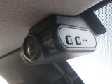 車内用のドラレコも装備です